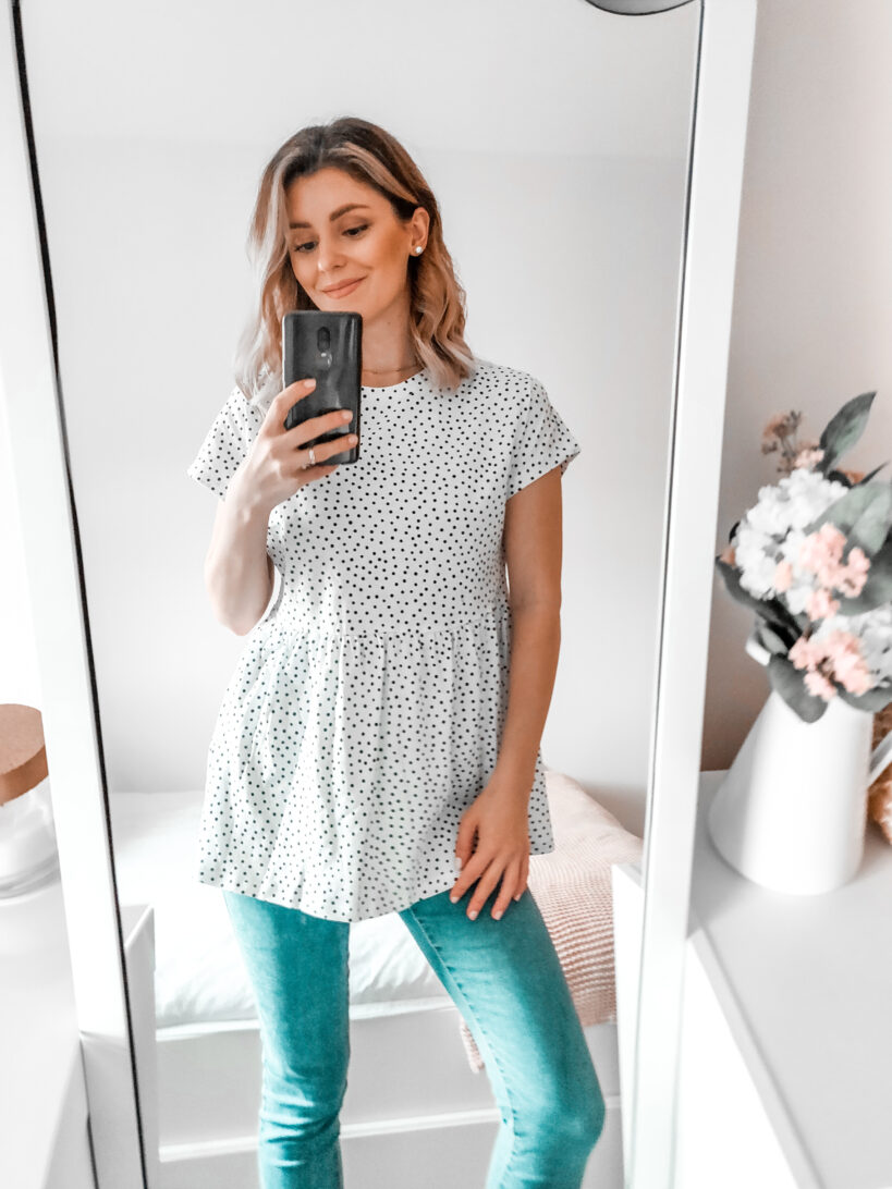 primark fashion 2020 polka dot white top with skinny jeans