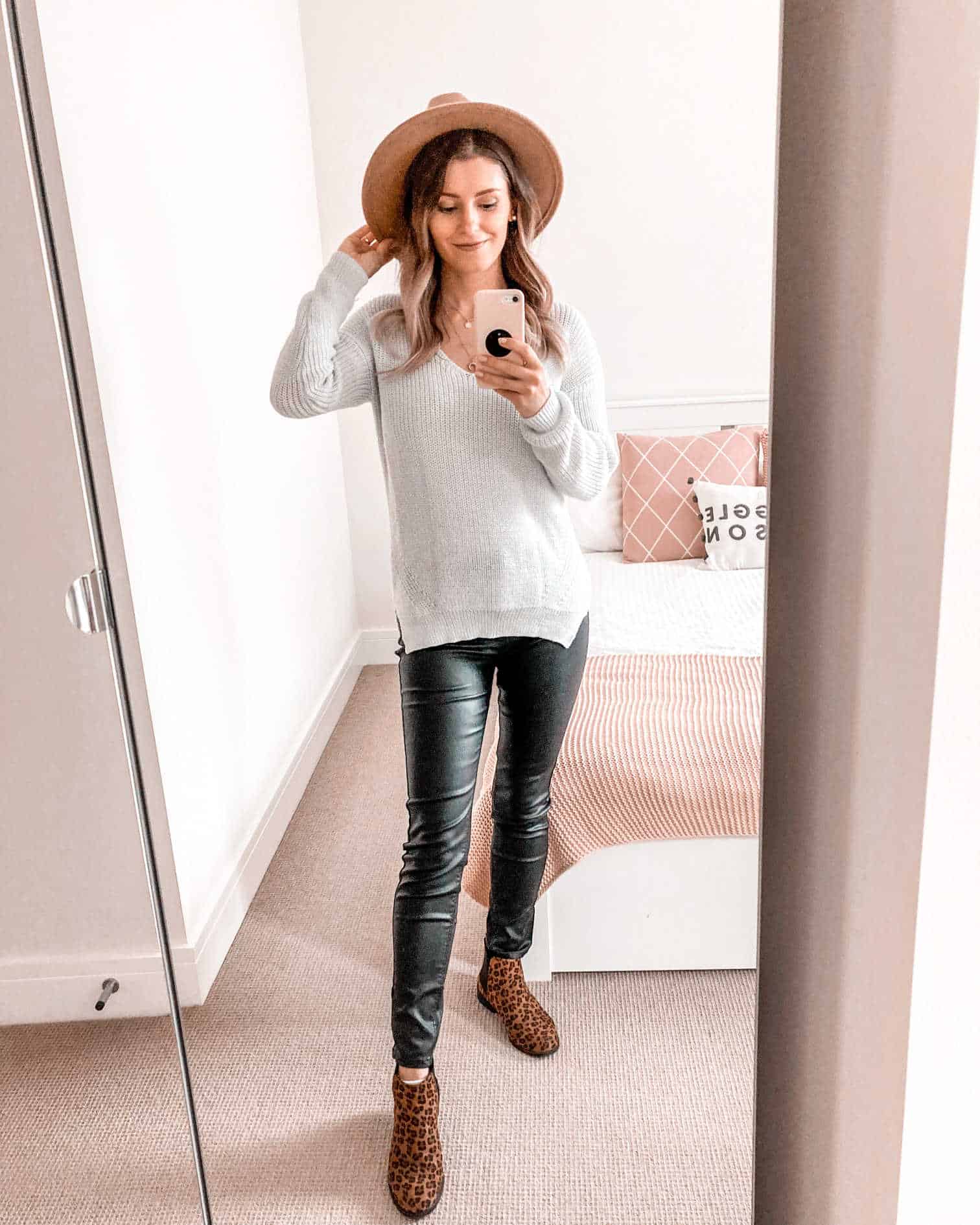 White knitwear and coated jeans fall outfit 2020