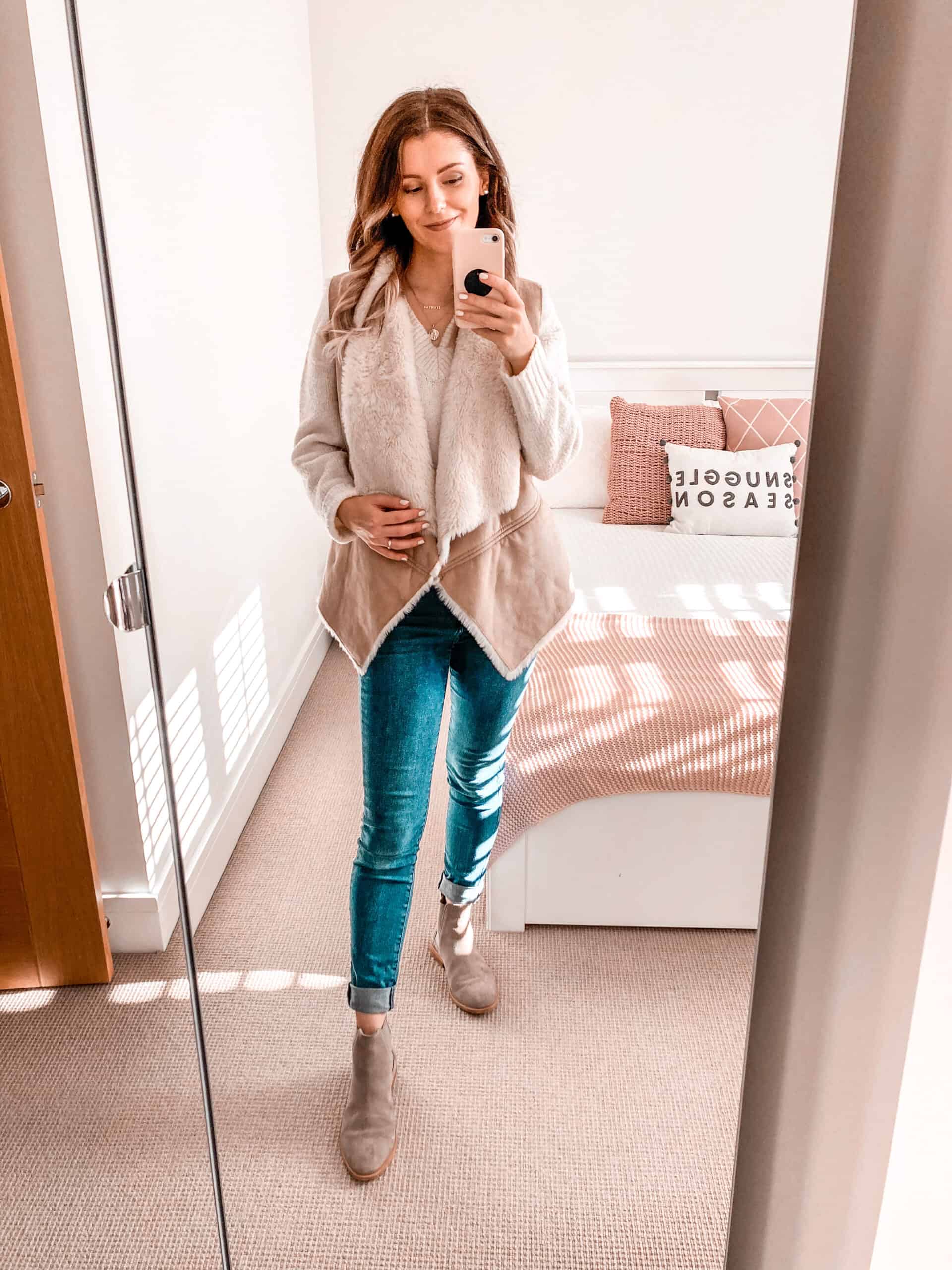 Faux fur vest gilet oversized knitwear tan chelsea boots fall outfit