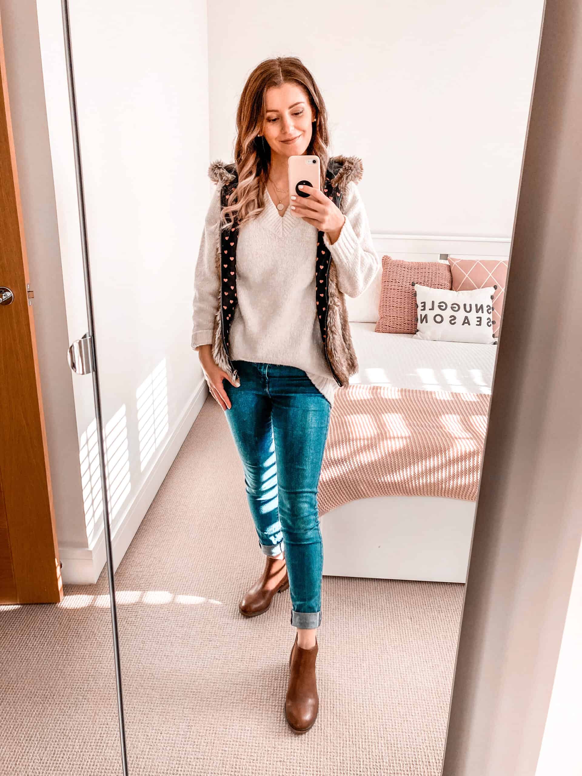 Faux fur vest gilet oversized knitwear tan chelsea boots fall outfit