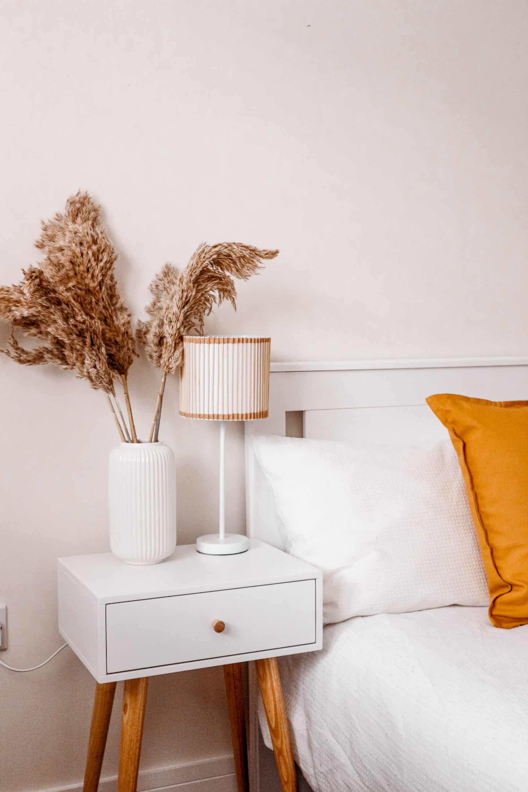 Pampas and rattan scandi boho home decor ideas on a budget