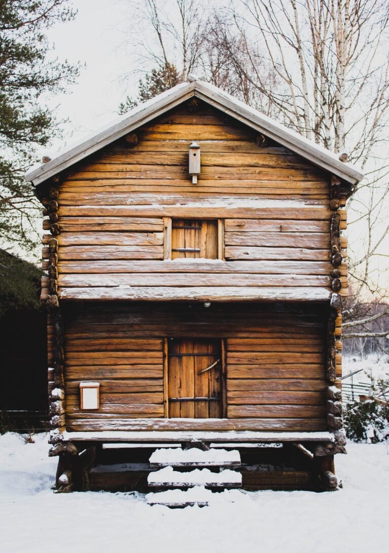 Cabin winter wallpaper for iPhone